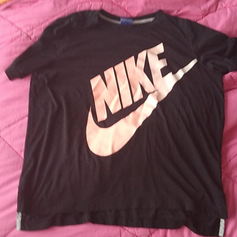 Nike Tee